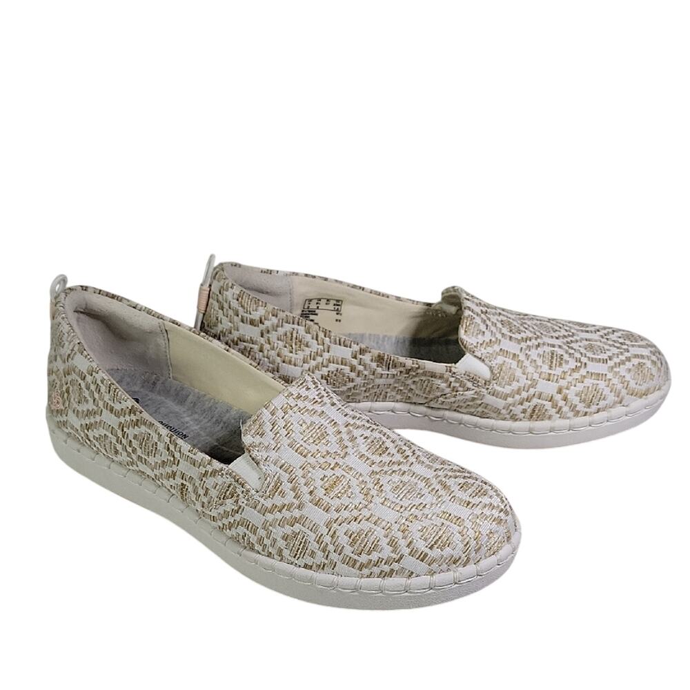 Clarks Cloudsteppers Step Glow Slip On Shoes Womens Size 6.5 NEW